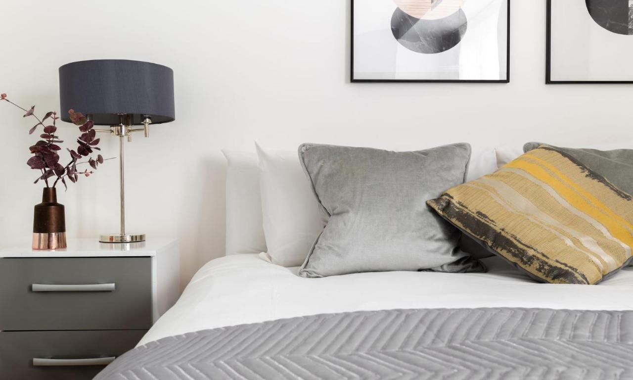 Spacious And Modern 4 Bed Apartment Next To Borough Station Londres Exterior foto